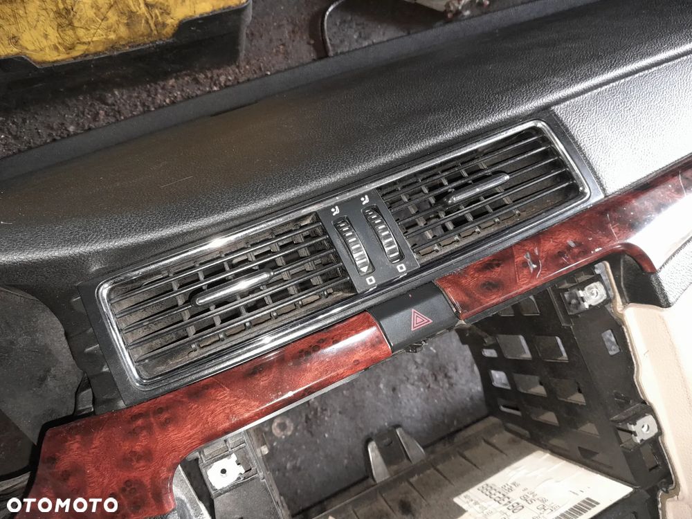 Kratka nawiewu środkowa SKODA Superb II 08-13r. - 2