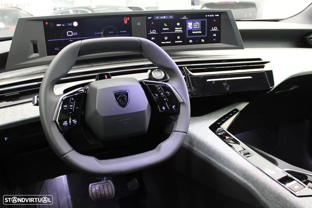Peugeot 5008 1.2 PureTech Allure EAT8 - 14
