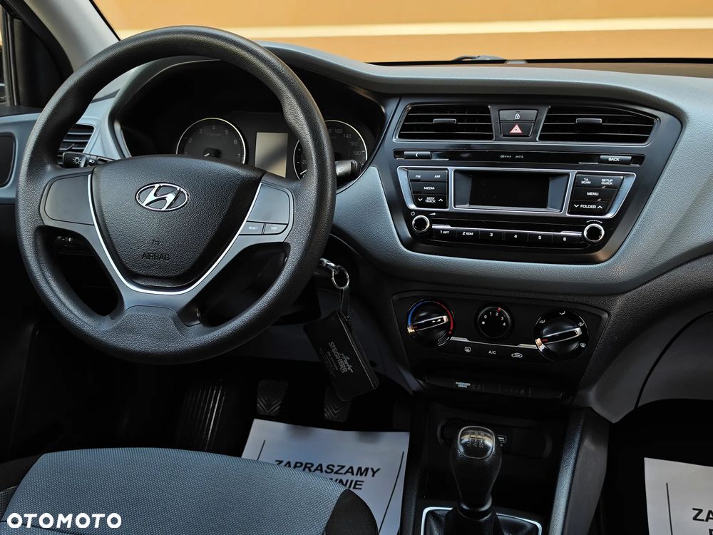 Hyundai i20 1.2 - 6