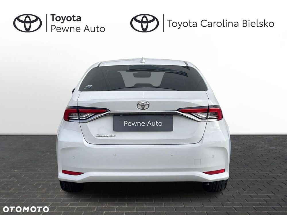 Toyota Corolla - 4