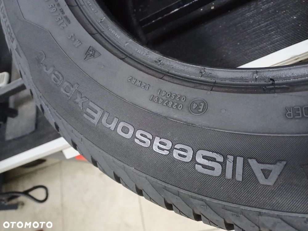 Opona całoroczna Uniroyal AllSeasonExpert 215/65R16 opona pojedyncza 52863 - 4
