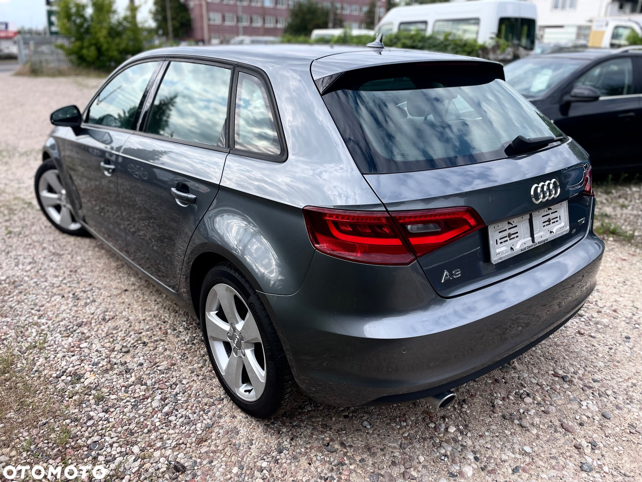 Audi A3 1.6 TDI Sport - 4