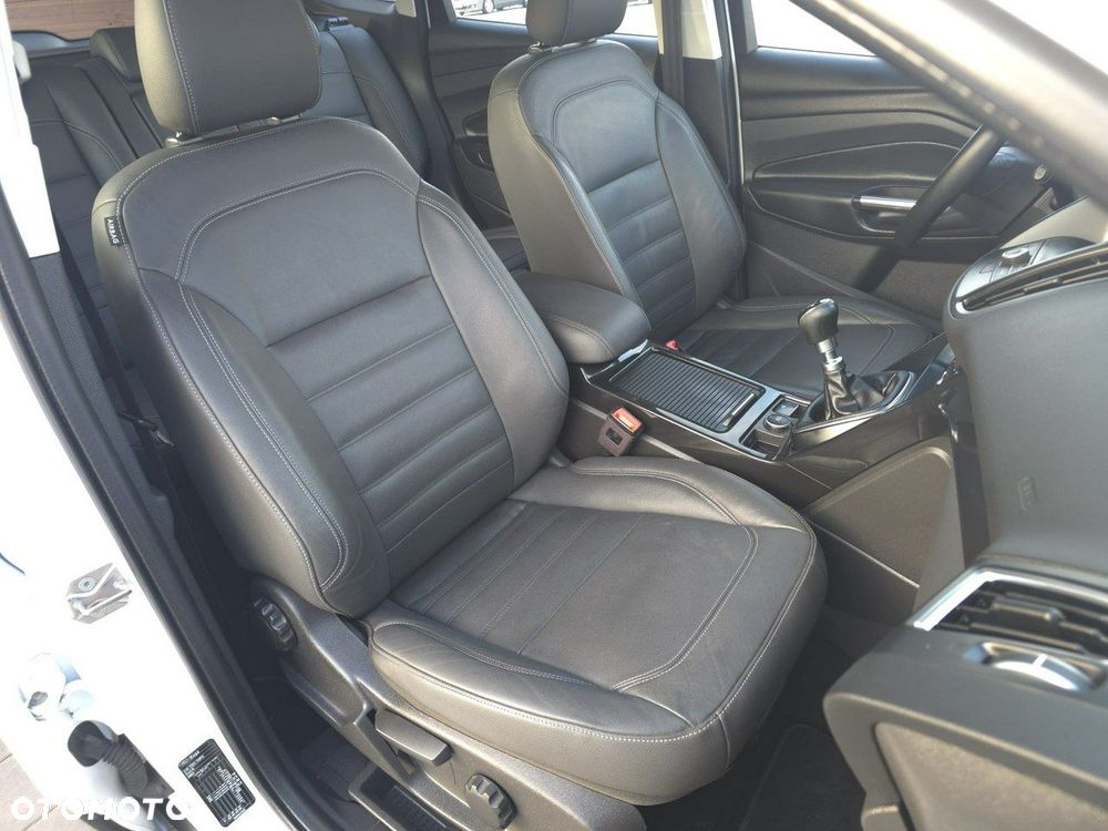 Ford Kuga - 15