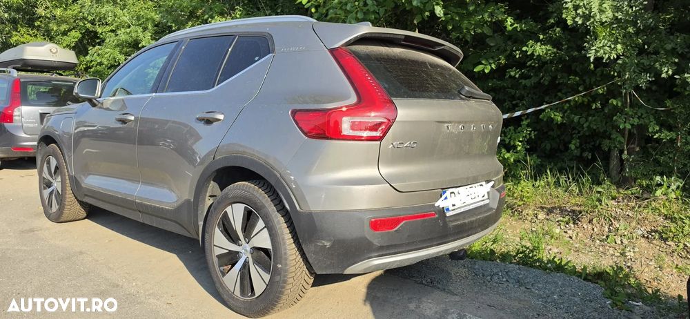 VOLVO XC40 2021 — imagine 2