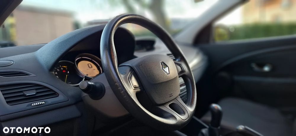 Renault Megane 1.6 16V Expression Euro5 - 12