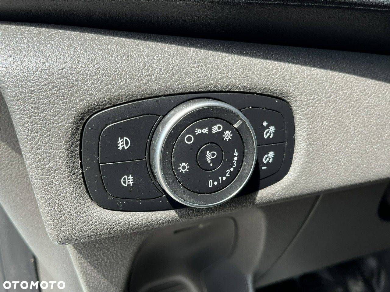 Ford Transit Custom - 19