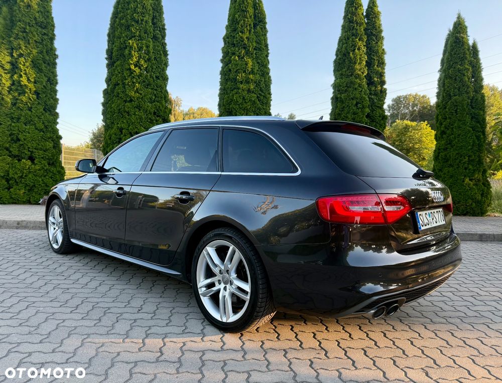 Audi A4 Avant 2.0 TDI DPF S line Sportpaket - 4