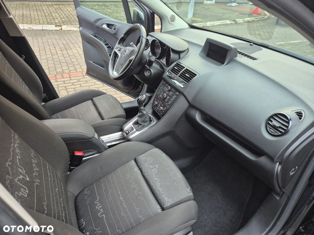 Opel Meriva - 12