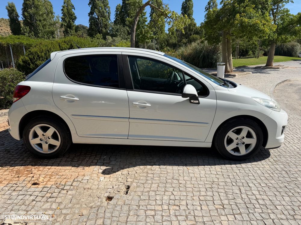 Peugeot 207 1.4 VTi Active - 14