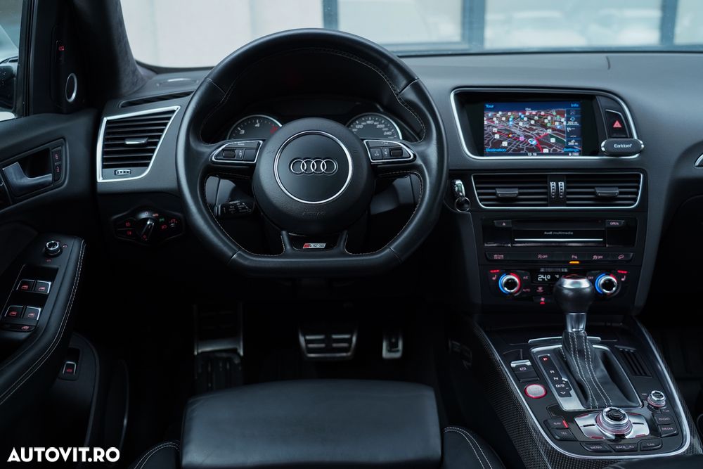 Audi SQ5 - 11