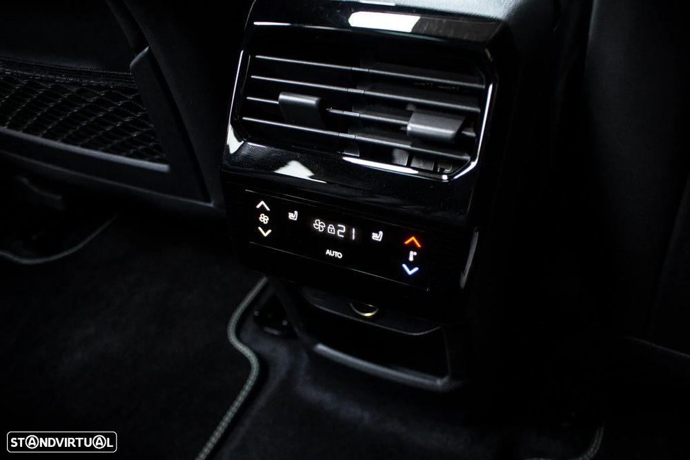 Peugeot E-5008 GT - 45