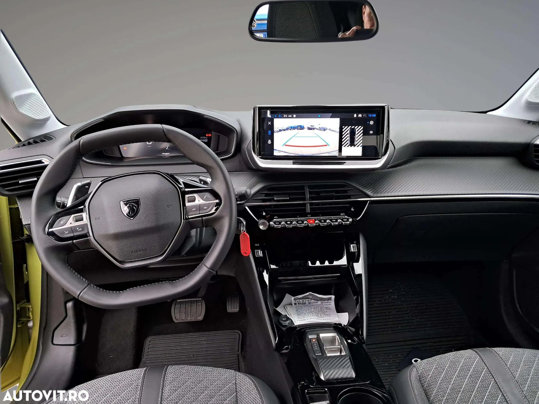 Peugeot 208 - 5