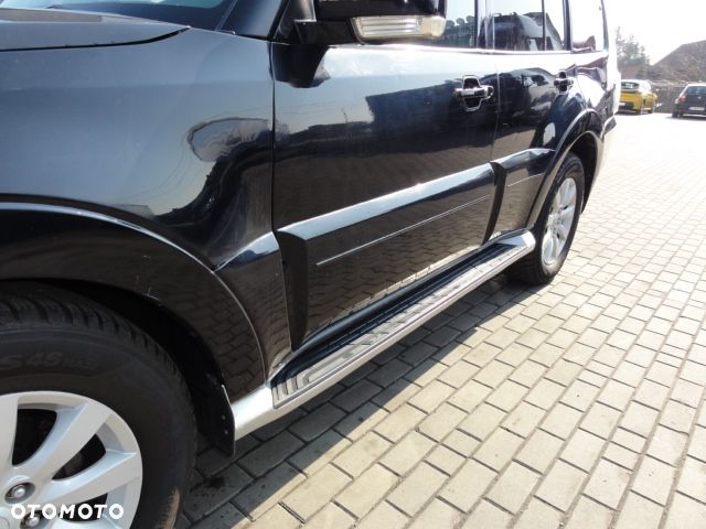 Mitsubishi Pajero 3.2 DID Instyle - 24
