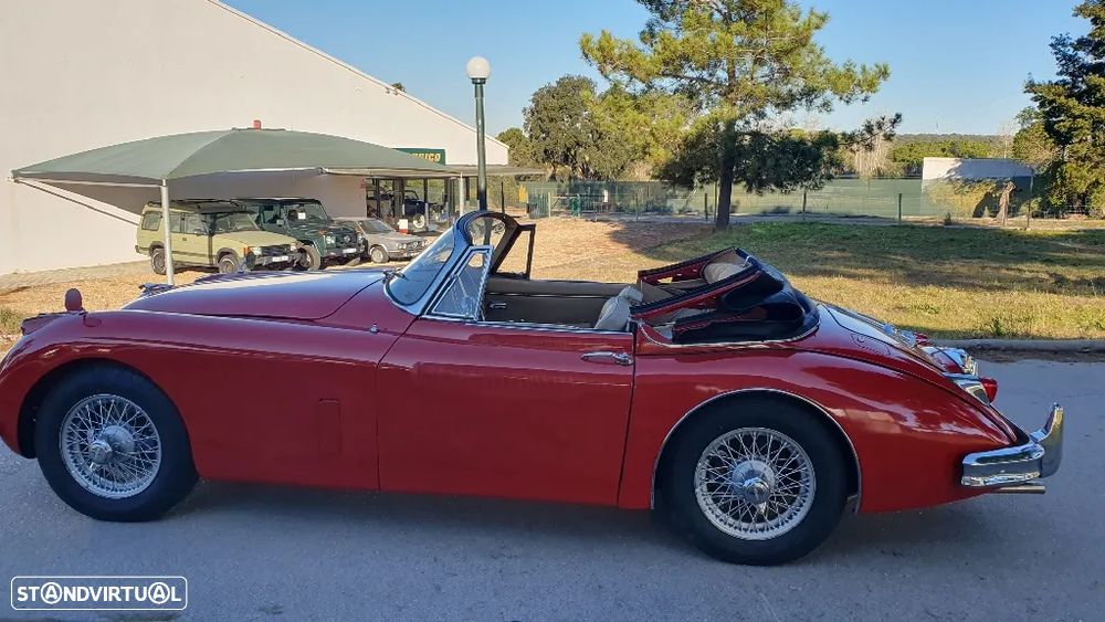 Jaguar XK140 - 26