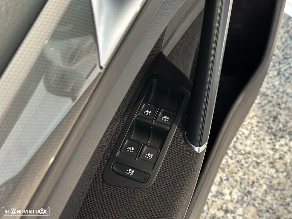 VW Golf 1.6 TDI Join - 11