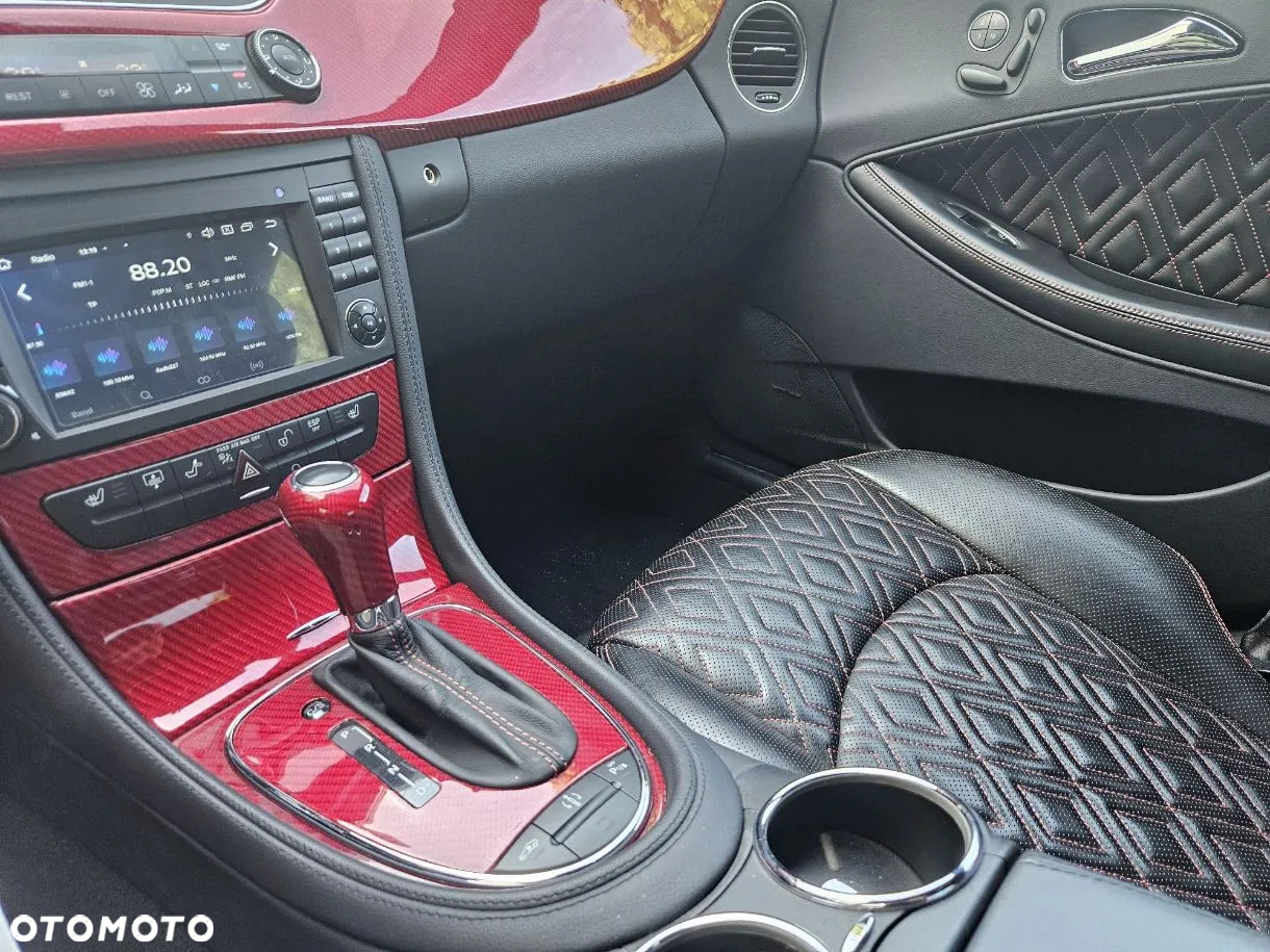 Mercedes-Benz CLS - 22