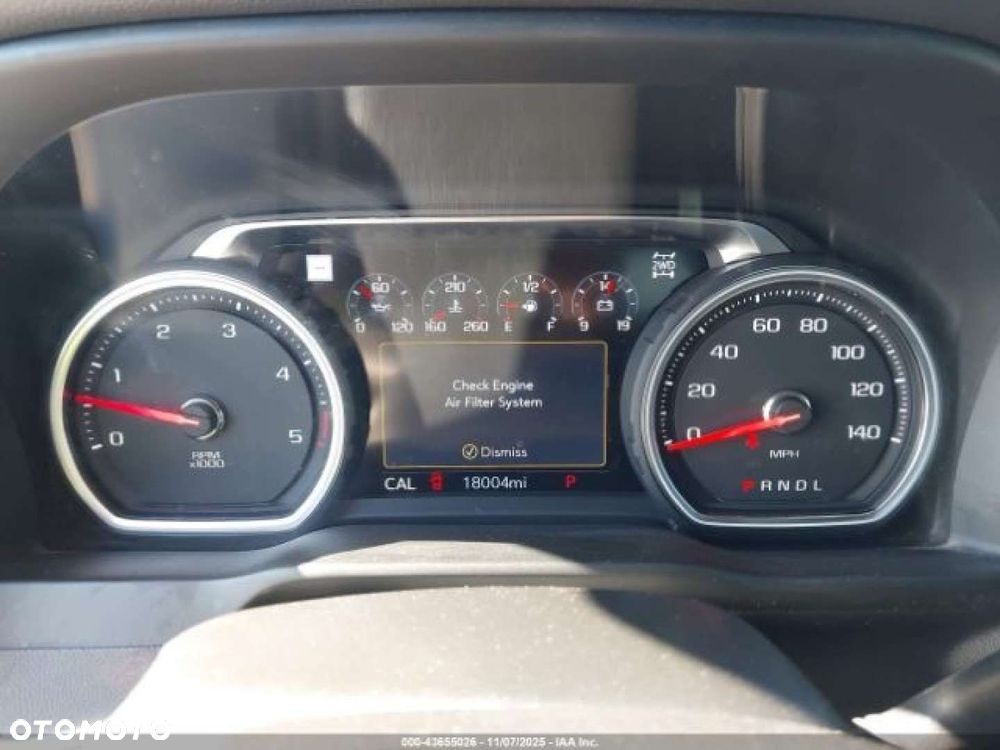 Chevrolet Silverado - 11