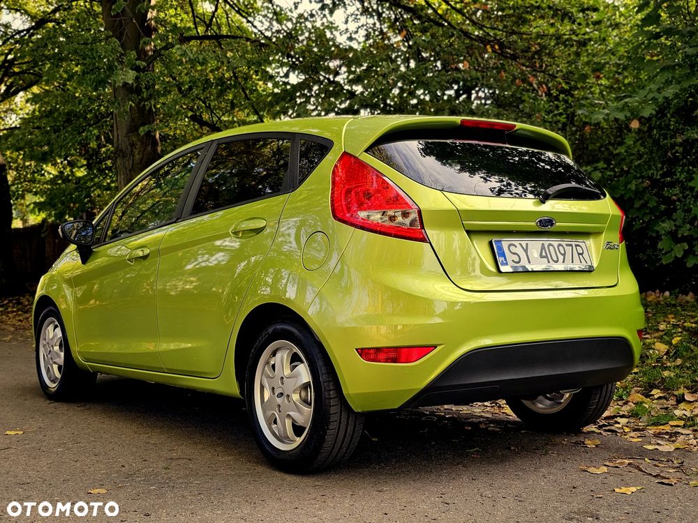Ford Fiesta 1.25 Ghia EU5 - 34