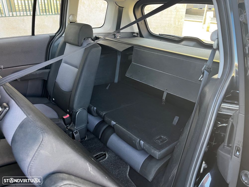 Mazda 5 MZR-CD 2.0 Comfort - 11