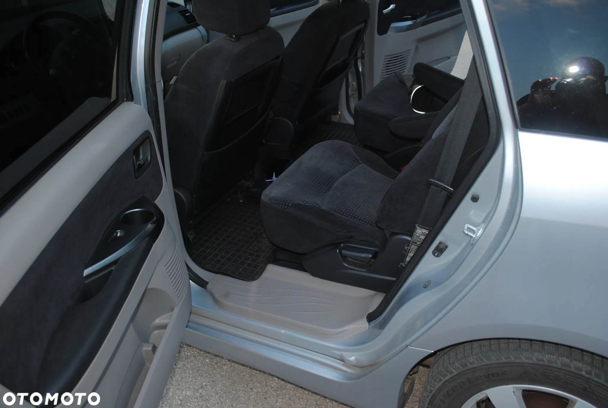 Mitsubishi Grandis 2.0 DID Intense - 20