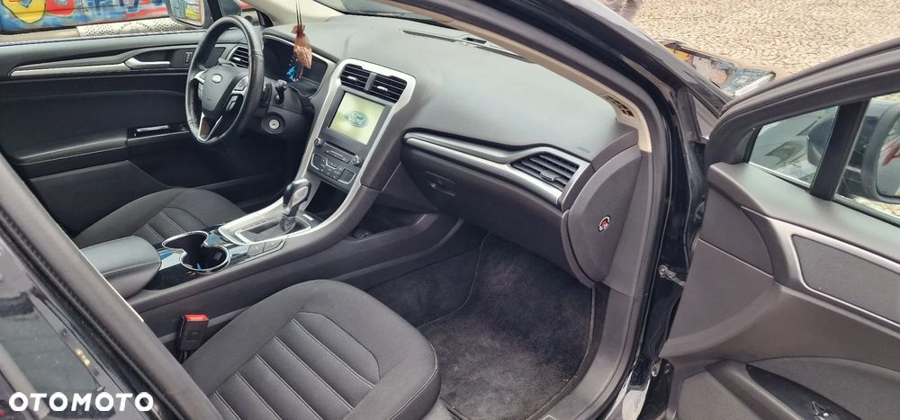 Ford Mondeo 2.0 TDCi Ambiente Plus PowerShift - 11