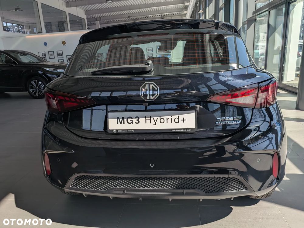 MG MG3 - 4