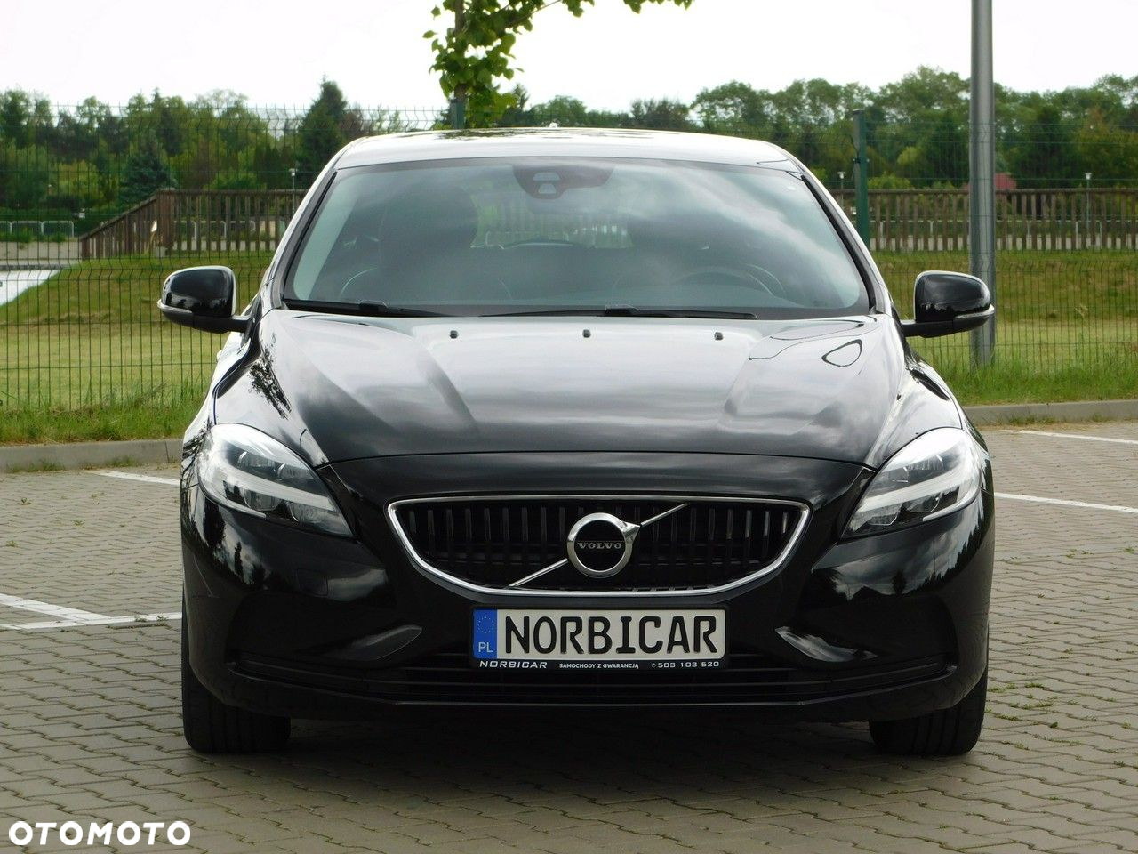 Volvo V40 - 2