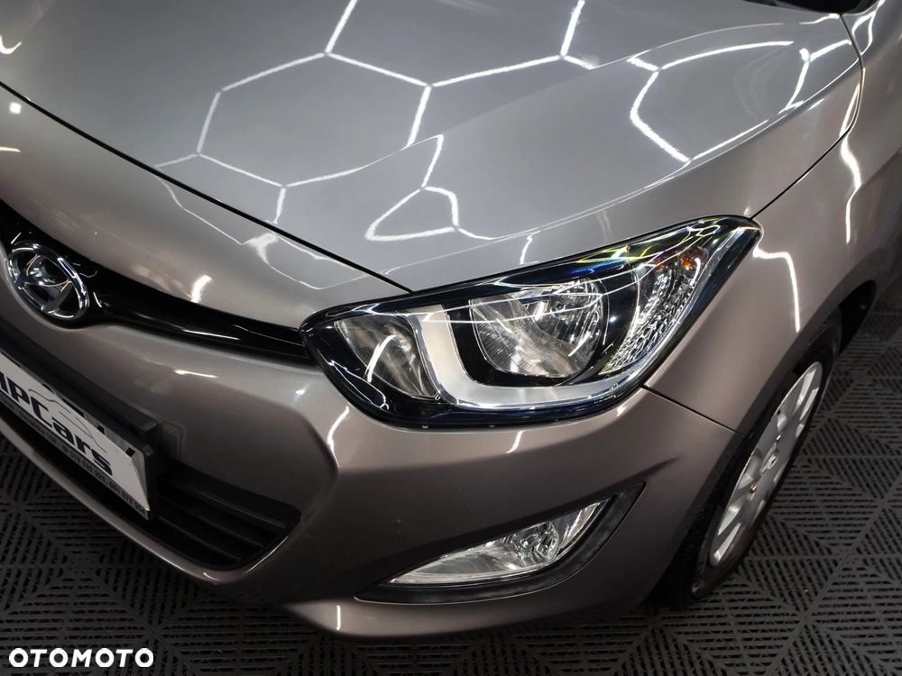 Hyundai i20 - 14