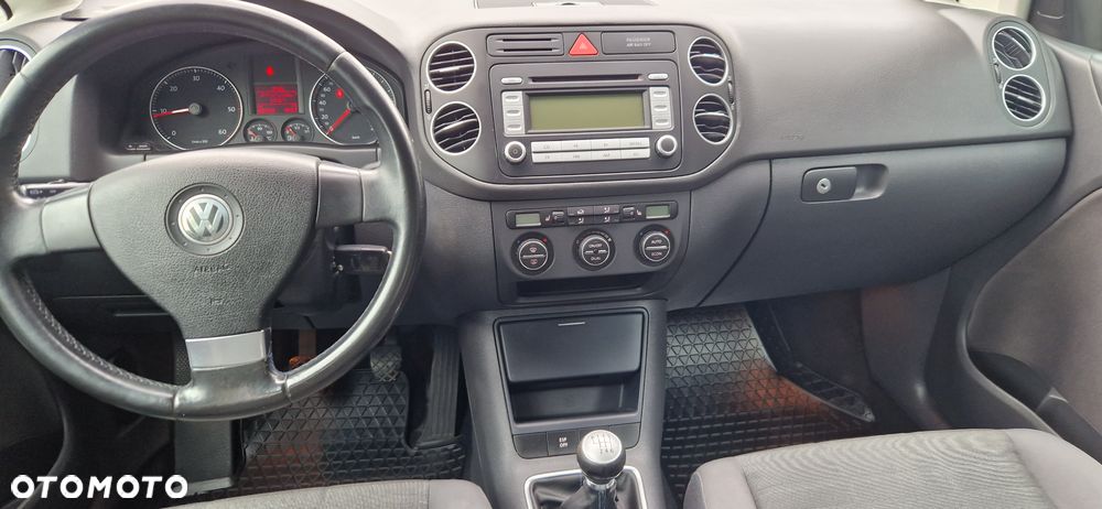 Volkswagen Golf Plus 1.9 TDI Trendline - 12