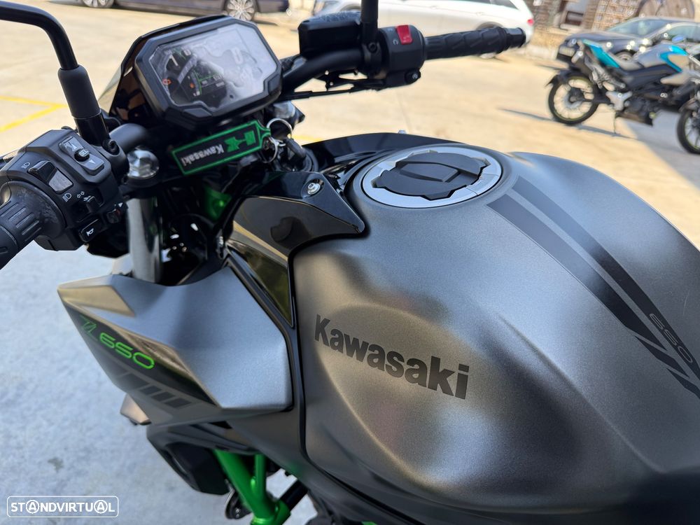 Kawasaki Z 650 - 12