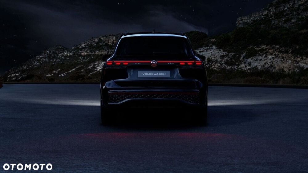 Volkswagen Tiguan - 11