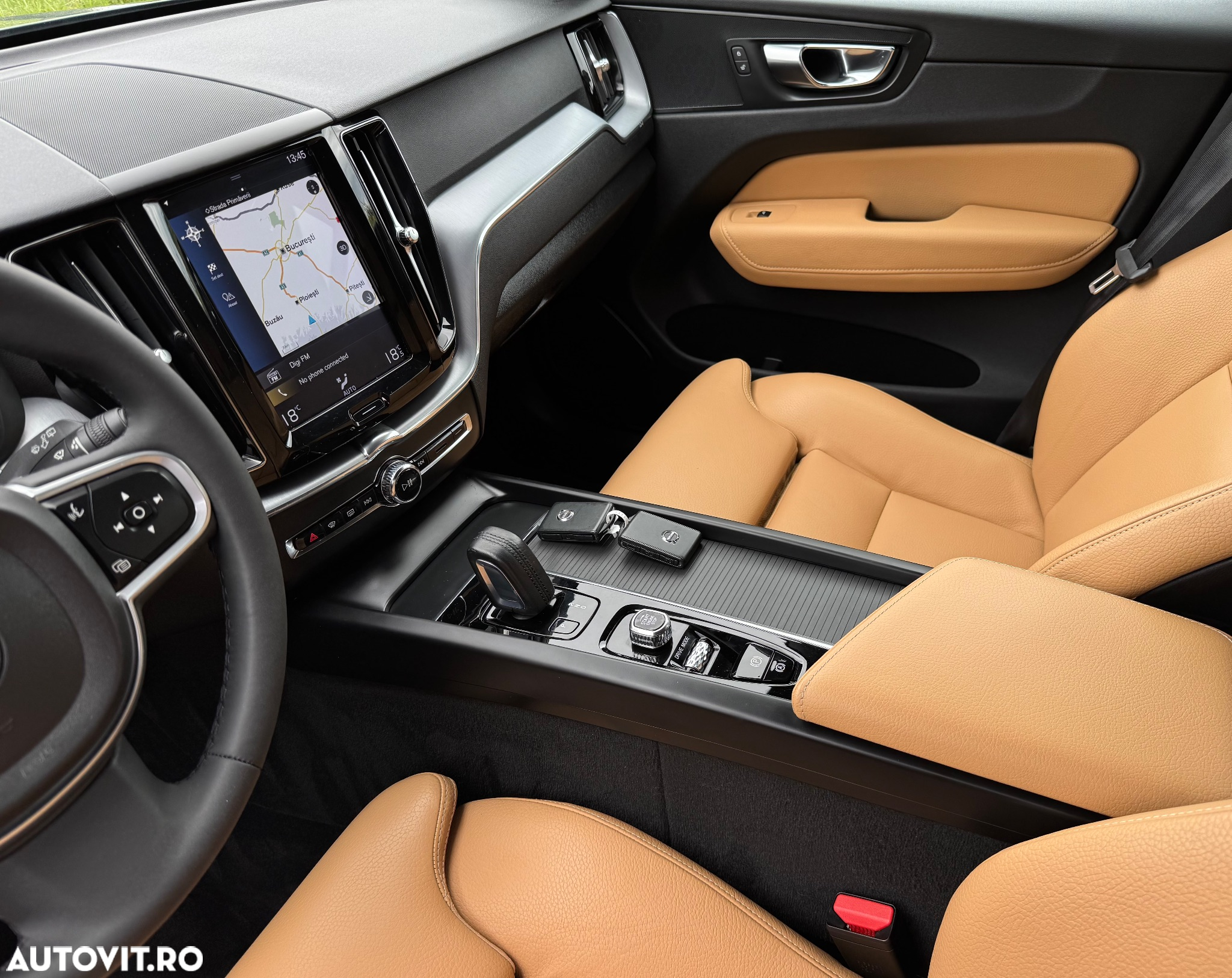 Volvo XC 60 B4 D AWD Geartronic Momentum - 12
