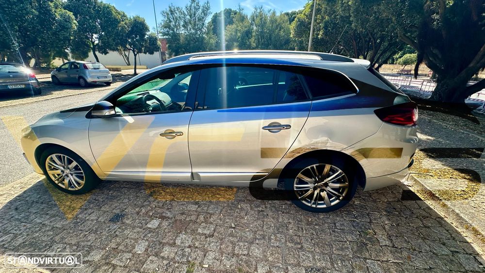 Renault Mégane Sport Tourer 1.5 dCi GT Line J18 - 8
