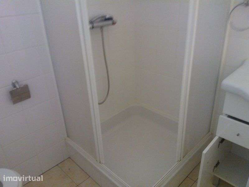 Apartamento T1 em Coimbra - Grande imagem: 5/9
