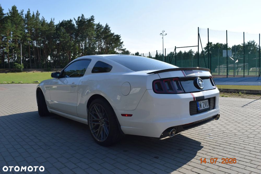 Ford Mustang 3.7 V6 Premium - 5