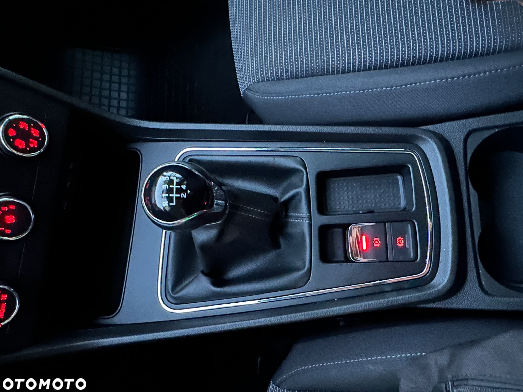Seat Leon 1.6 TDI DPF Ecomotive Style - 35