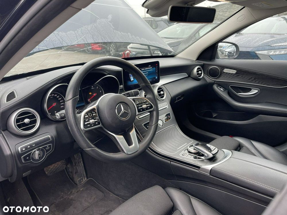Mercedes-Benz Klasa C 300 d 4Matic 9G-TRONIC Exclusive - 9