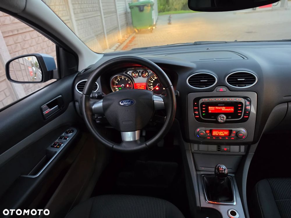 Ford Focus - 11