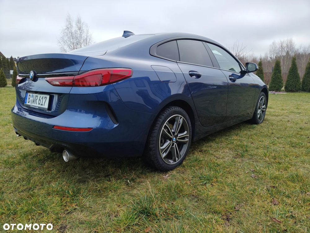 BMW Seria 2 218d Sport-Aut Sport Line - 9