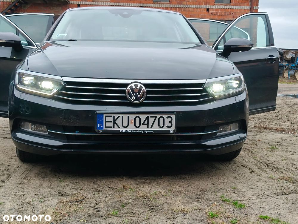 Volkswagen Passat 1.8 TSI BMT Comfortline DSG - 29