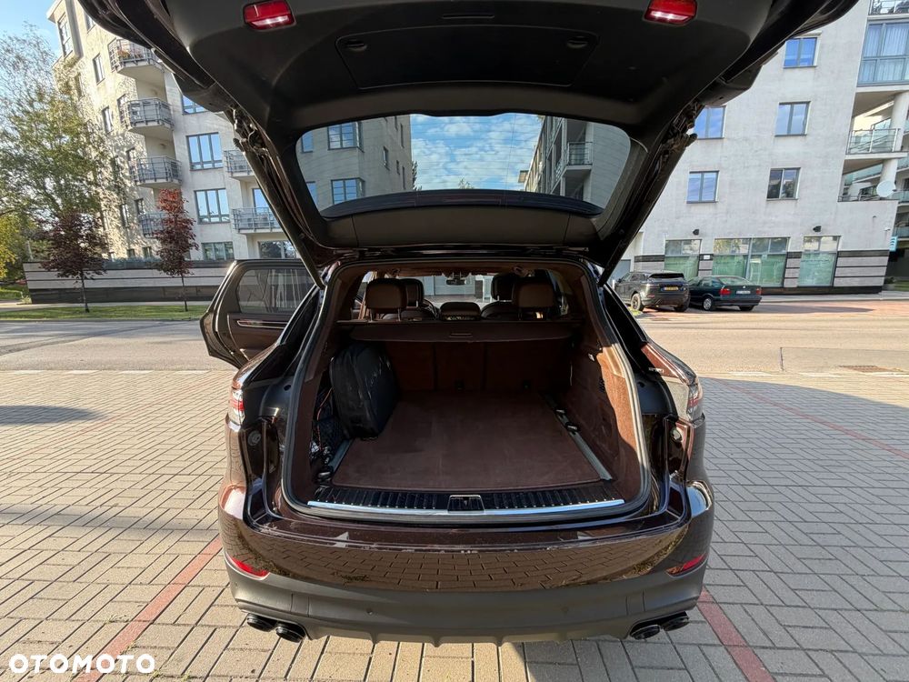 Porsche Cayenne E-Hybrid Platinum Edition - 12