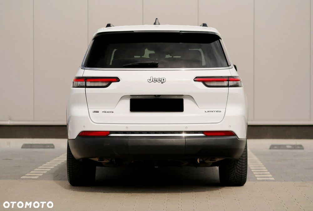 Jeep Grand Cherokee - 15