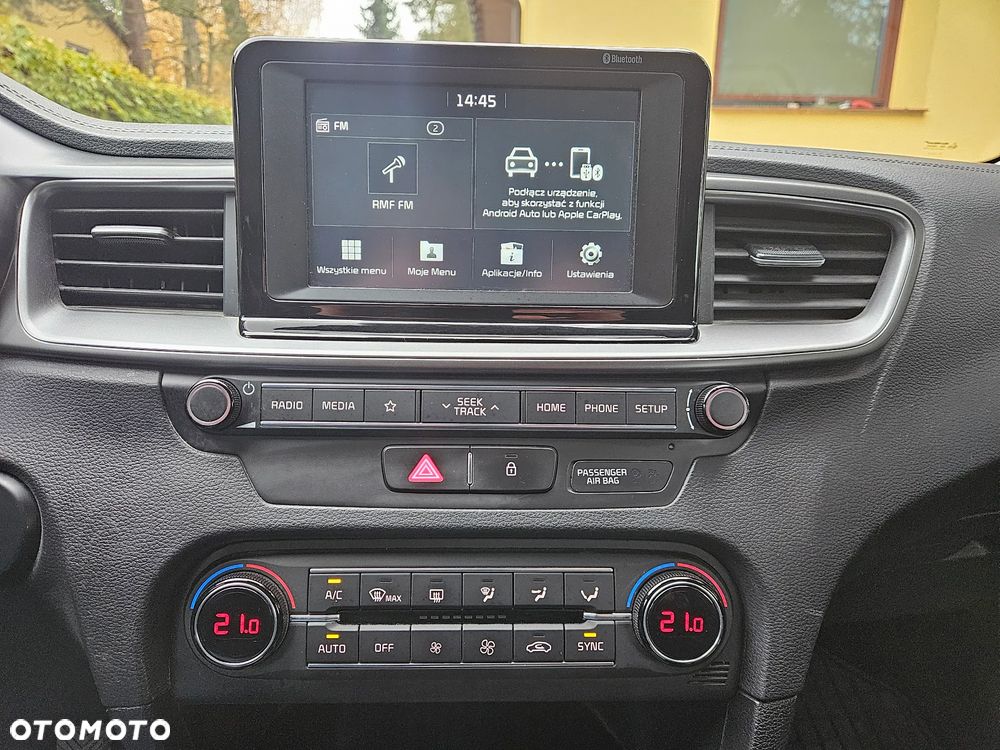 Kia Ceed 1.6 CRDi SCR M - 9