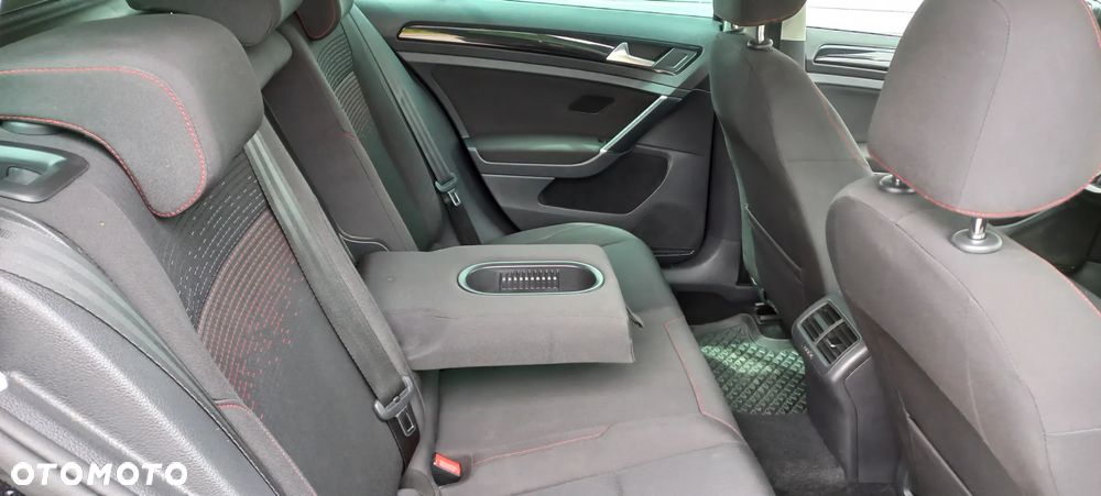 Volkswagen Golf 1.6 TDI DSG Sound - 7