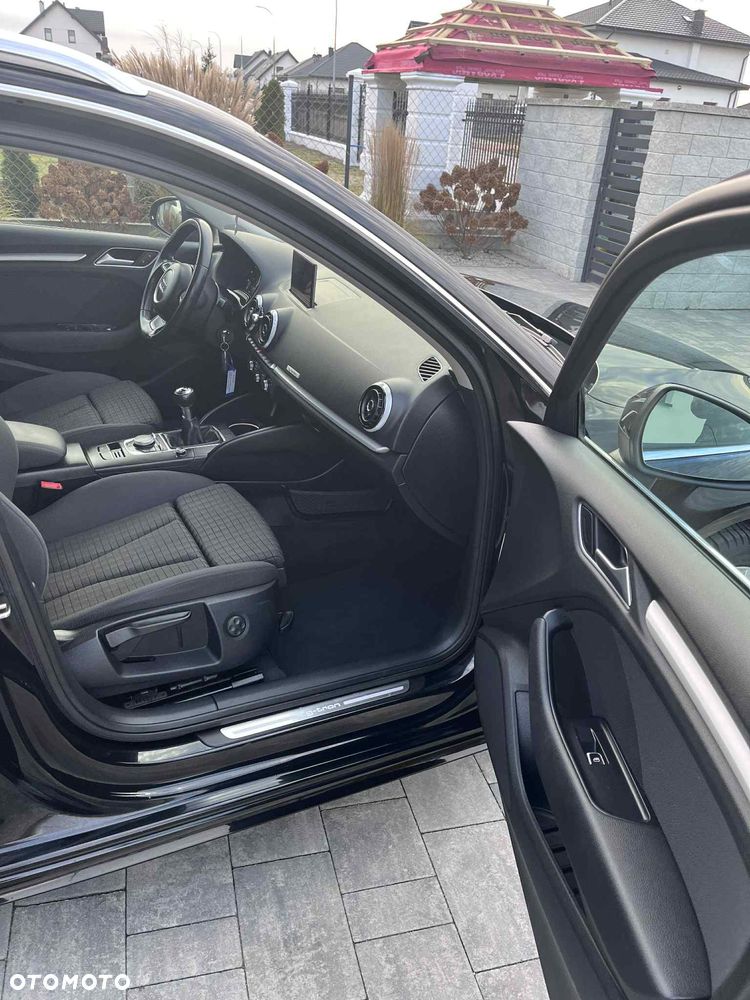 Audi A3 Sportback - 15