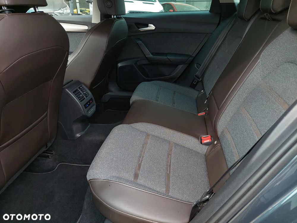 Seat Leon 2.0 TDI Xcellence S&S DSG - 19
