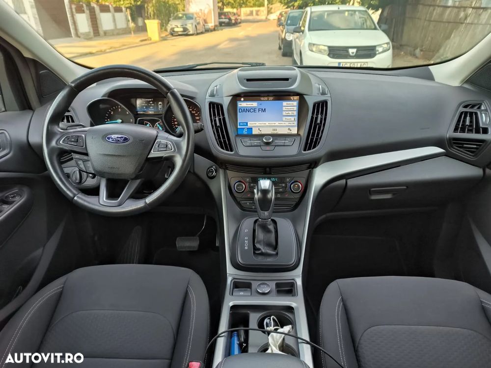 Ford Kuga 2.0 TDCi 4WD Powershift Trend - 10