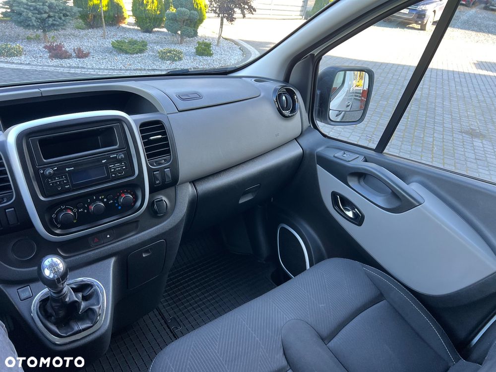 Renault TRAFIC - 15
