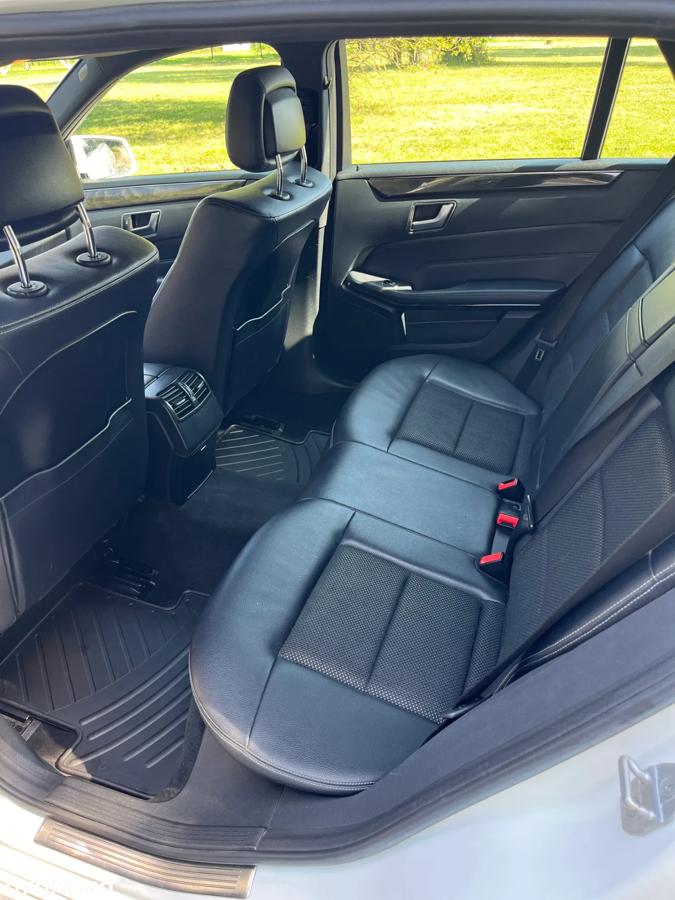 Mercedes-Benz Klasa E 200 CDI DPF BlueEFFICIENCY Automatik Elegance - 7