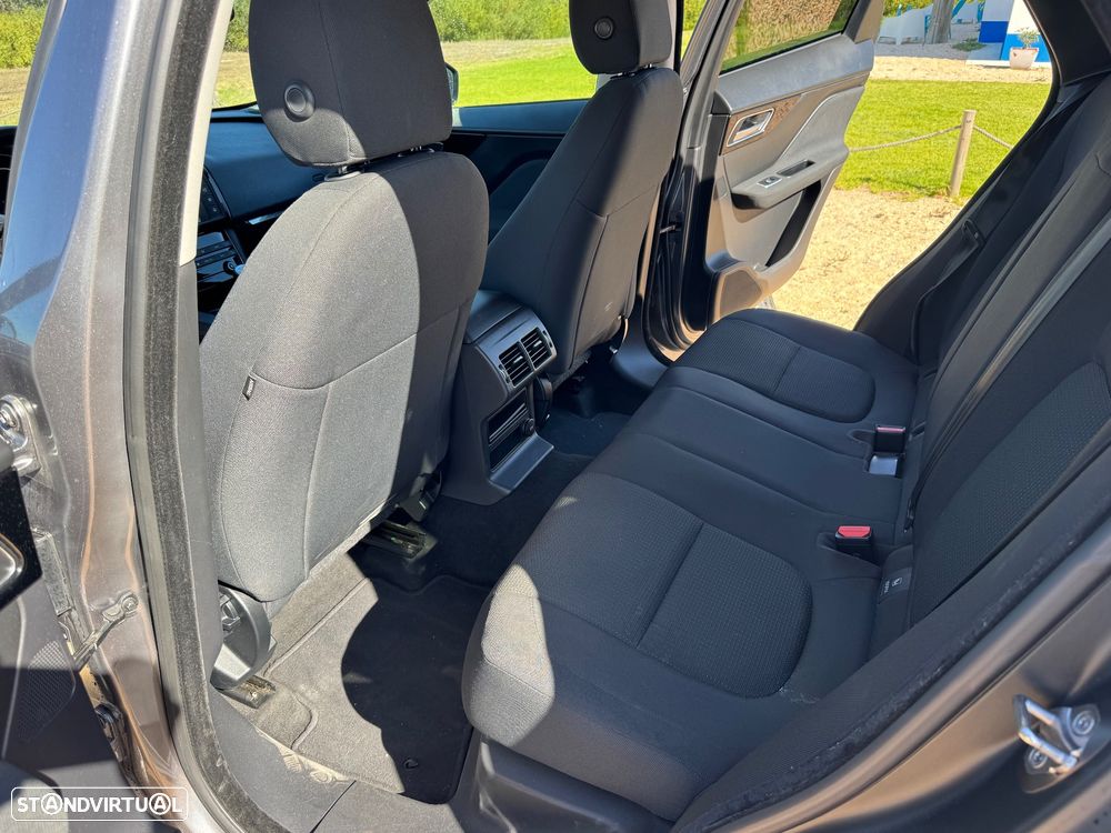 Jaguar F-Pace 2.0 i4D Prestige AWD - 13